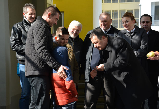 Станове добило 235 породица избеглица